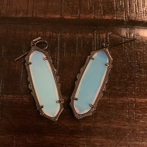 Kendra Scott earring-reserved